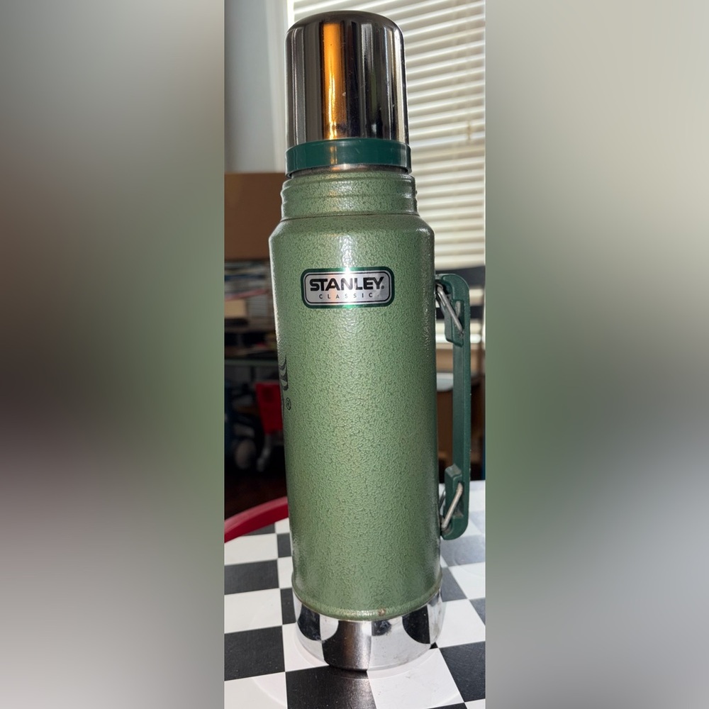 Vintage Stanley Aladdin Green Silver Vacuum Bottle Thermos one quart